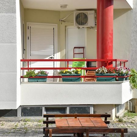 Flowers Apartments Golem  Esterno foto